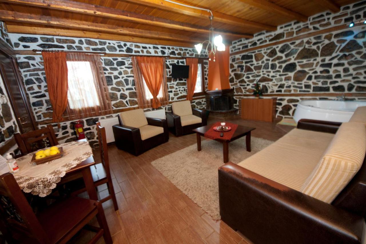 Traditional Guesthouse Siantsis 팔라이오스 아기오스 아타나시오스 외부 사진