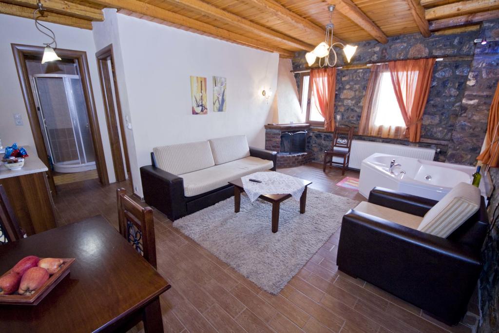 Traditional Guesthouse Siantsis 팔라이오스 아기오스 아타나시오스 외부 사진