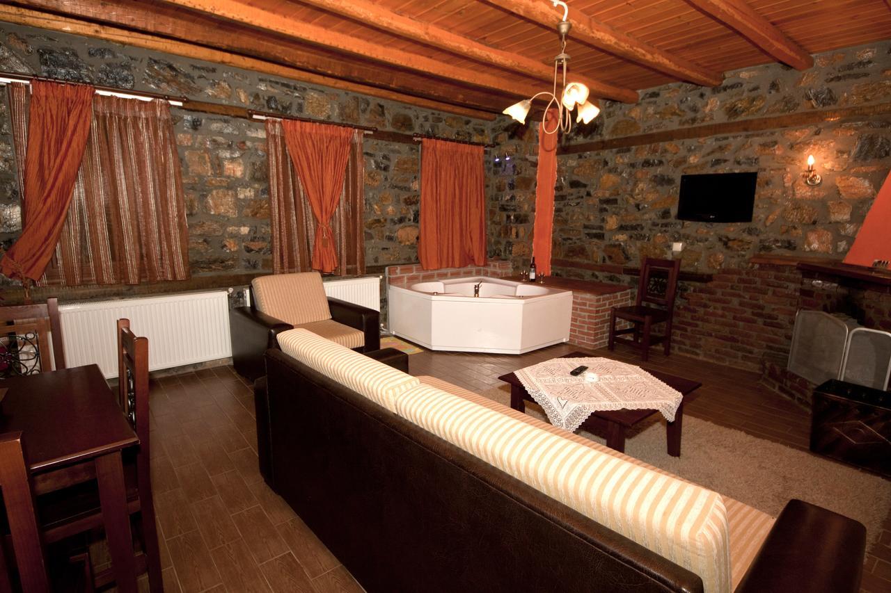 Traditional Guesthouse Siantsis 팔라이오스 아기오스 아타나시오스 외부 사진