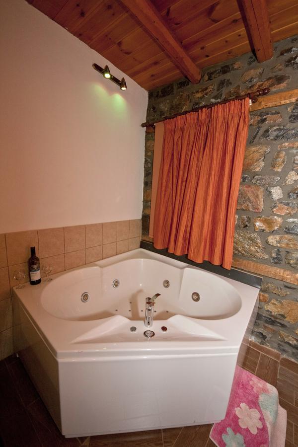Traditional Guesthouse Siantsis 팔라이오스 아기오스 아타나시오스 외부 사진